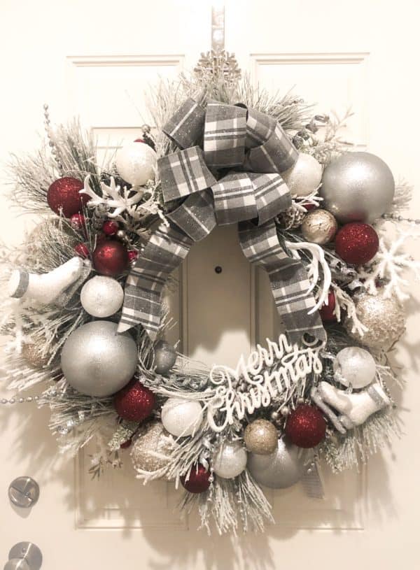Luxury DIY Christmas Wreath on a Budget: Sure to Impress
