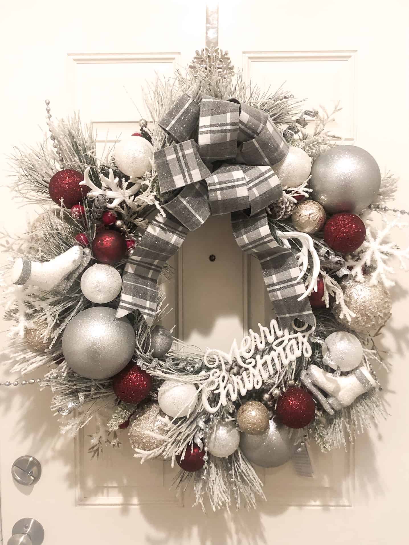 Luxury DIY Christmas Wreath on a Budget Sure to Impress The
