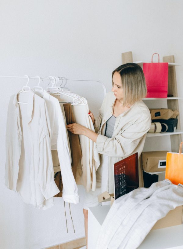 10 Genius Ways to Save Money Shopping